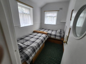 Family of 4 room